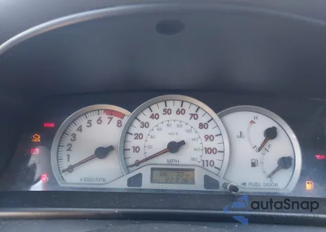 2005 Toyota Corolla S z USA, uszkodzony, nr VIN 1NXBR32E45Z463909